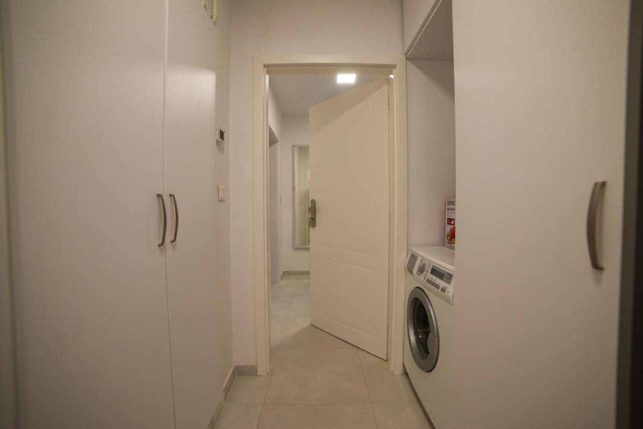 Top Class Apartments In Carlsbad 卡罗维发利 外观 照片